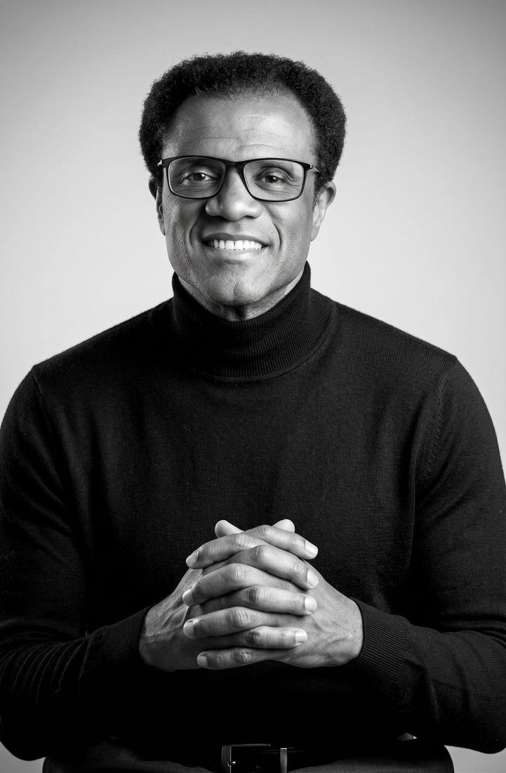 Dr. Kahan Sablo, therapist, coach, consultant and speaker